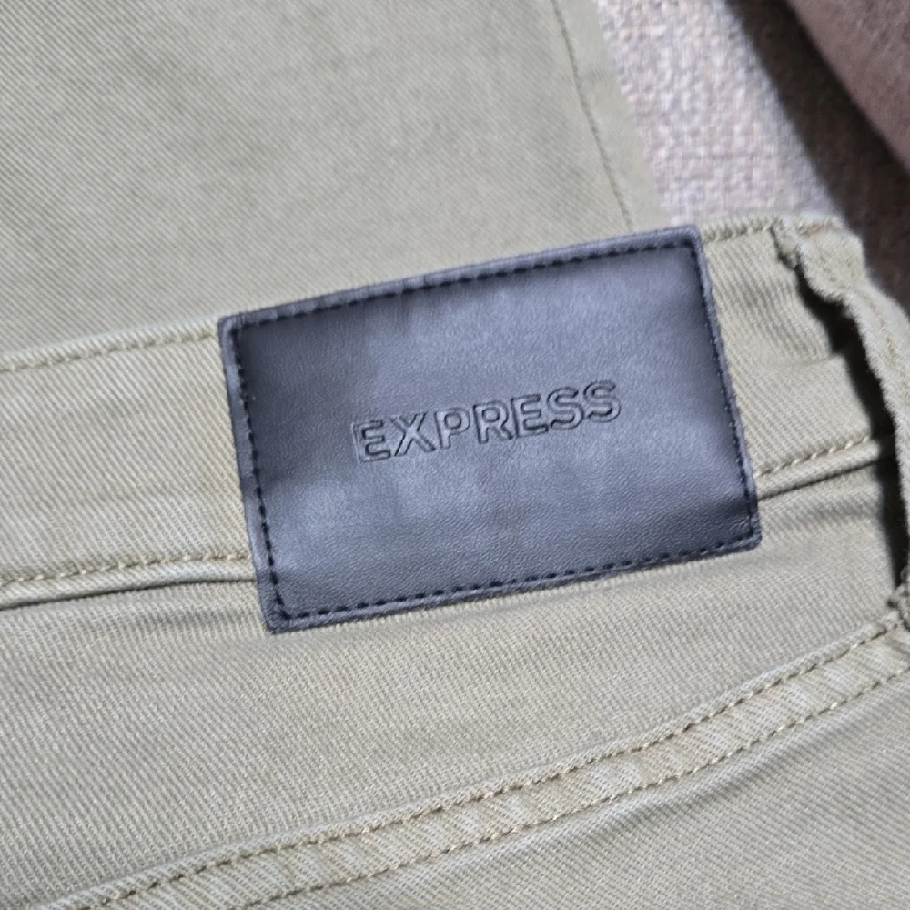 Express Men's Skinny Jeans in Olive - Picture 8 of 10